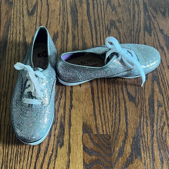Skechers Other - LIKE🆕SKETCHERS LIL BOBS  Sparkling Silver Sneakers size Y3